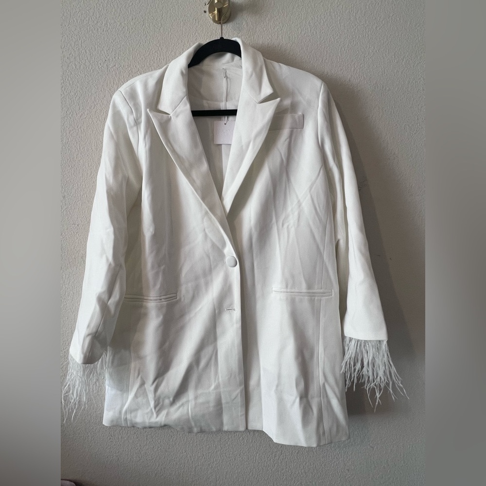 WHITE BLAZER DRESS w/ FEATHERS